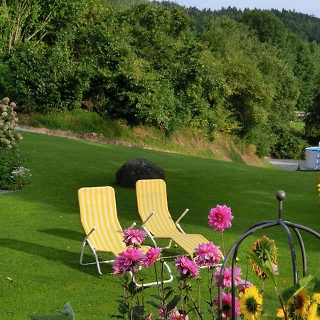 Sun kissed Holiday Home in Drachselsried with Sauna Exterior foto